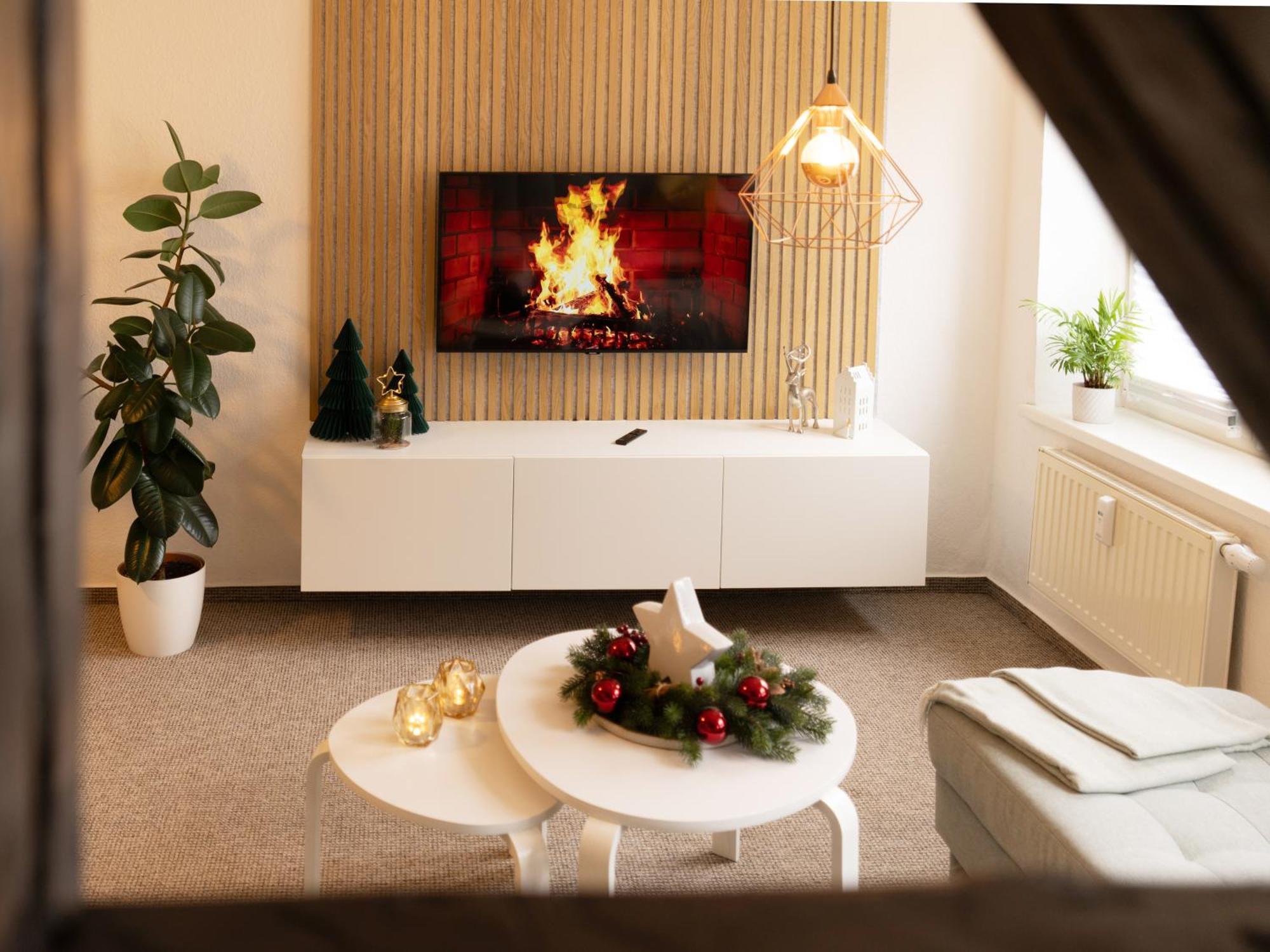 Schlosskoenig - Modernes & Zentrales Apartment Mit Balkon Und Arbeitsplatz Schwerin  Ngoại thất bức ảnh