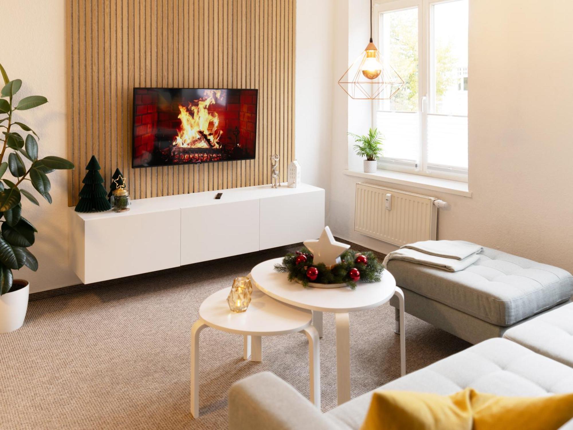 Schlosskoenig - Modernes & Zentrales Apartment Mit Balkon Und Arbeitsplatz Schwerin  Ngoại thất bức ảnh