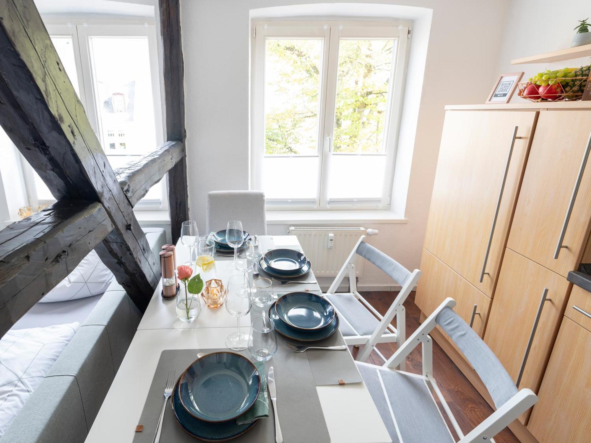 Schlosskoenig - Modernes & Zentrales Apartment Mit Balkon Und Arbeitsplatz Schwerin  Ngoại thất bức ảnh